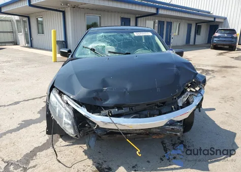 2010 Ford Fusion S from USA, damaged, VIN 3FAHP0GA5AR190852